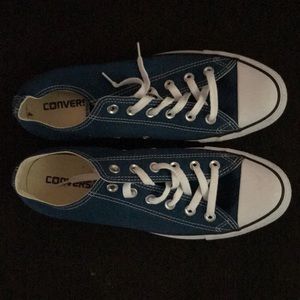 Brand new converse sneakers